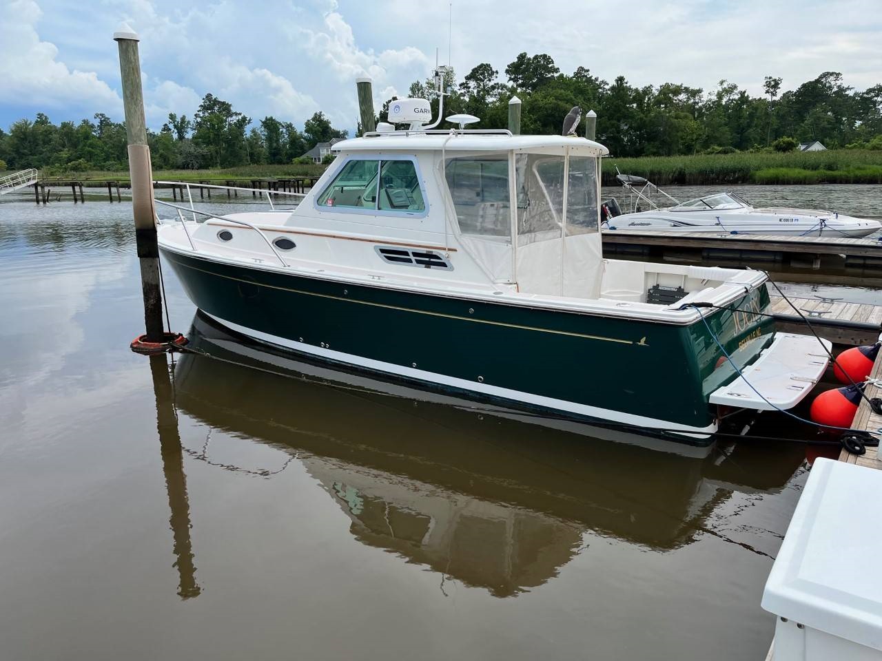 pre owned yachts
